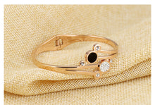 Load image into Gallery viewer, Fashion Pearl Jewelry Lady Luxury Brand Rose Gold Color Jewelry Bracelet Stainless Steel