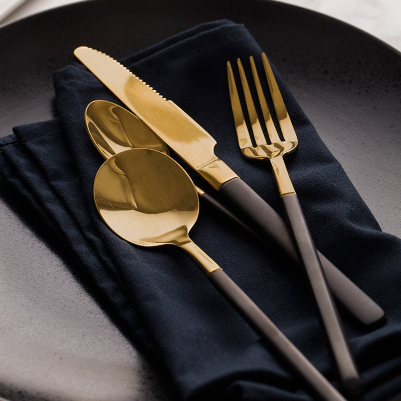 4pcs/set Black Gold Luxury Cutlery Stainless Steel Dinnerware Set Table Knife Fork Spoon Teaspoon Kitchen Tableware Flatware set