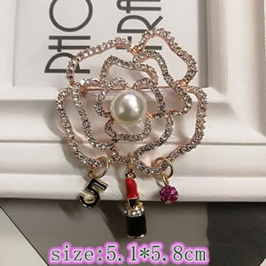 Camellia  Luxury Brand jewlery  style flowers Lapel Pins No 5 pearls Brooches flower Broche Broach Jewelry for Women