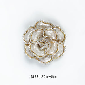 Camellia  Luxury Brand jewlery  style flowers Lapel Pins No 5 pearls Brooches flower Broche Broach Jewelry for Women
